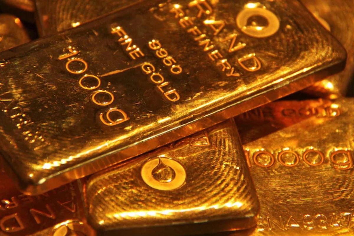 Gold Hits Record High on Trade War, Powell Comments
