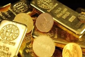 Gold Hits ₹93,736 on MCX: Time to Buy or Wait?