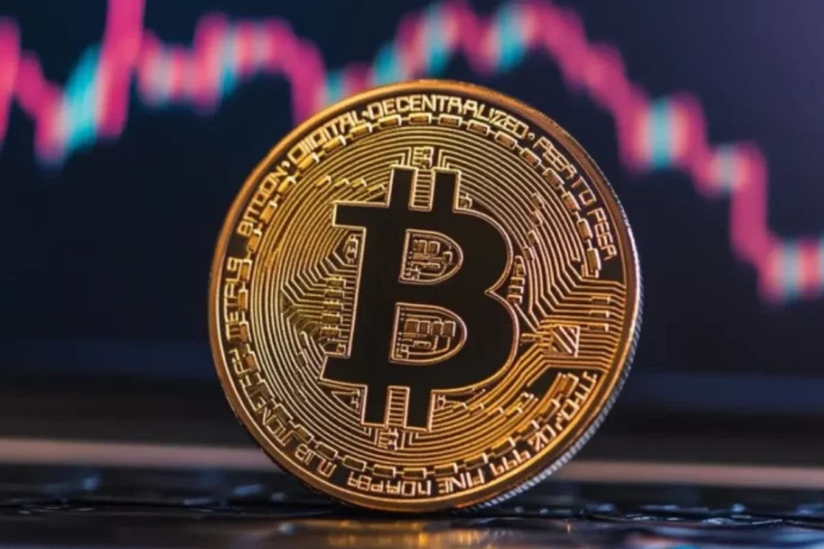 Bitcoin bulls hit 7-month high as BTC flirts record price