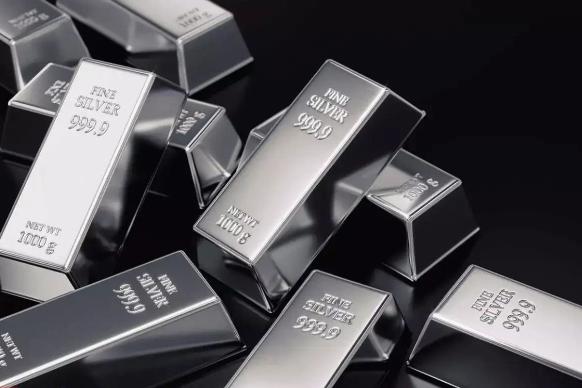 Silver prices surge: Top reasons and what to expect
